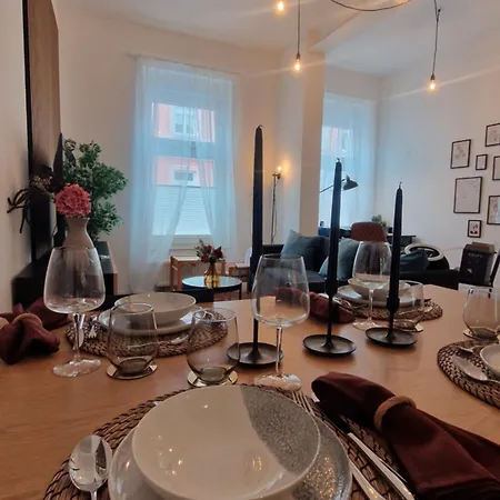 Altstadt Beim Schlossgarten * 什未林